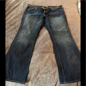 Old Navy Bootcut Jeans - Size 18